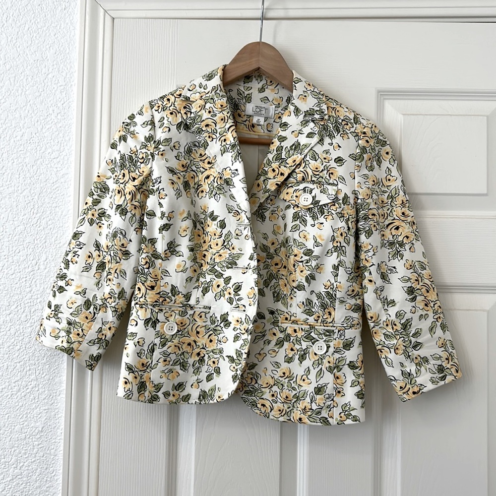 Ann Taylor Loft white Floral Blazer